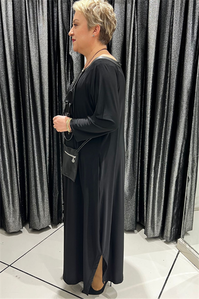 Selma Büyük Beden Siyah Rahat Kesim Tasarım Elbise + Hediye Kolye