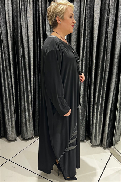 Selma Büyük Beden Siyah Rahat Kesim Tasarım Elbise + Hediye Kolye