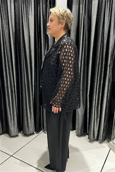 Selma Büyük Beden Siyah Saten Pantolonlu Ceketli Takım