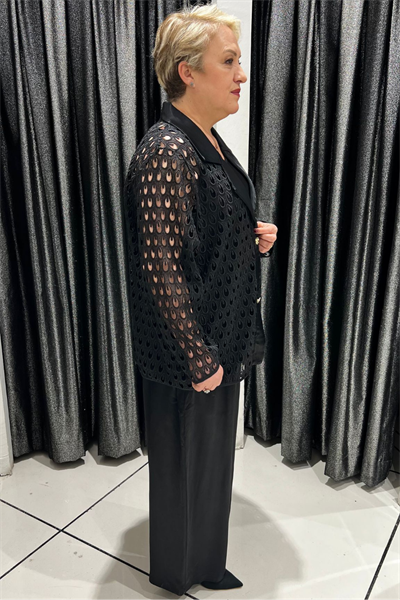 Selma Büyük Beden Siyah Saten Pantolonlu Ceketli Takım