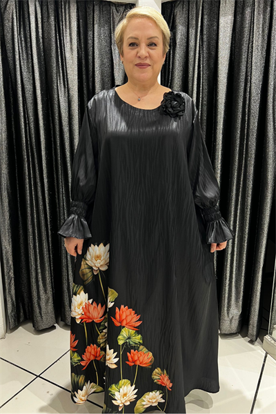 Selma Büyük Beden Siyah Zarif Çiçekli Elbise