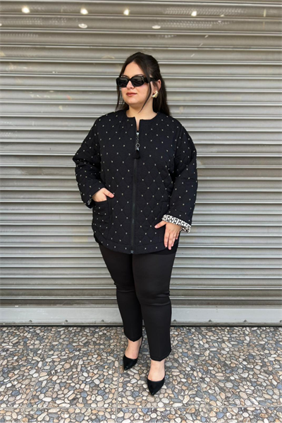 Selma Büyük Beden Taş Detaylı Astarlı Mont