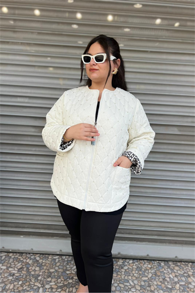 Selma Büyük Beden Taş Detaylı Astarlı Mont