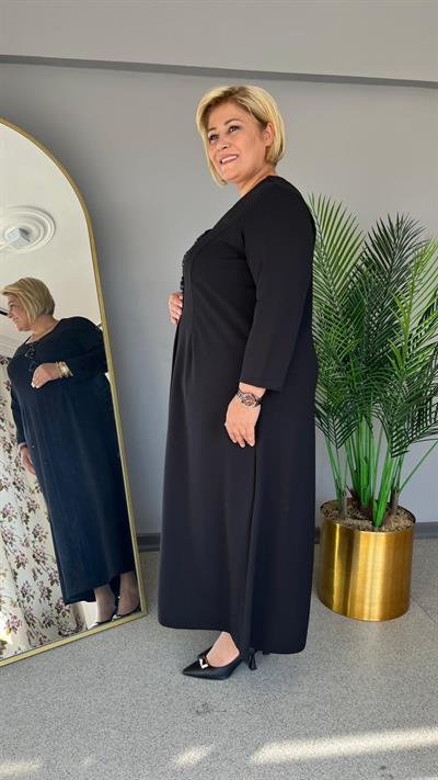 Selma Büyük Beden Taş Detaylı Siyah Elbise