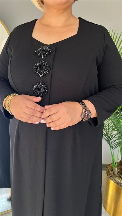 Selma Büyük Beden Taş Detaylı Siyah Elbise