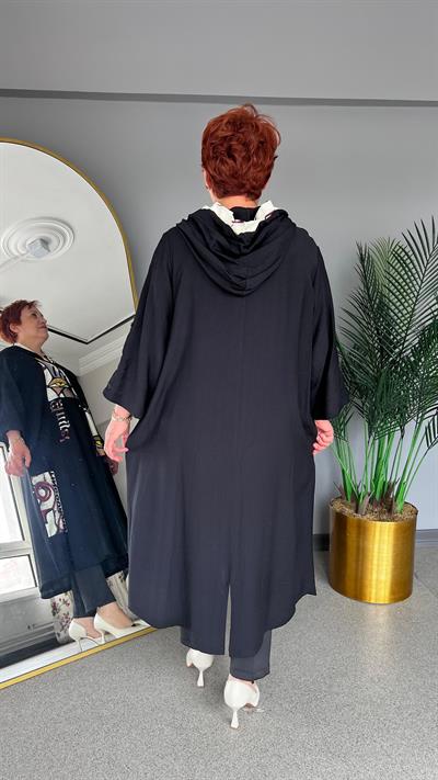 Selma Büyük Beden Tasarım Kap