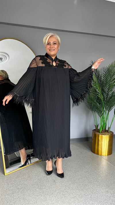 Selma Büyük Beden Taşlı Pliseli Elbise