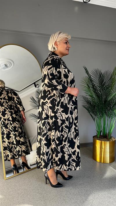 Selma Büyük Beden Triko Yakalı Yarım Patlı Elbise