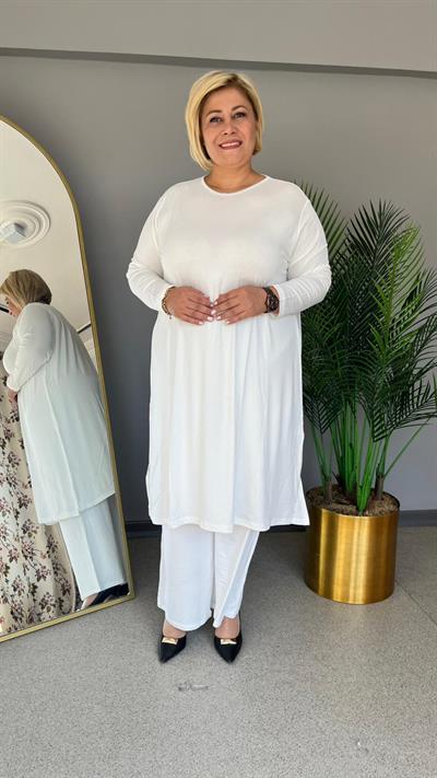 Selma Büyük Beden Uzun Kollu Rahat Kesim Astarsız İçlik Elbise