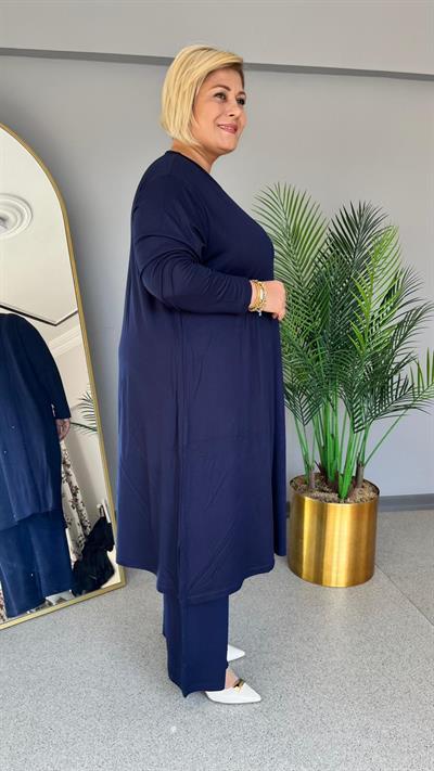 Selma Büyük Beden Uzun Kollu Rahat Kesim Astarsız İçlik Elbise