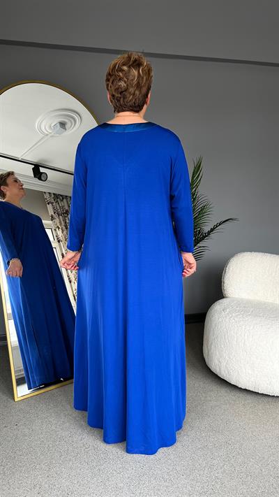 Selma Büyük Beden V Yakalı Elbise