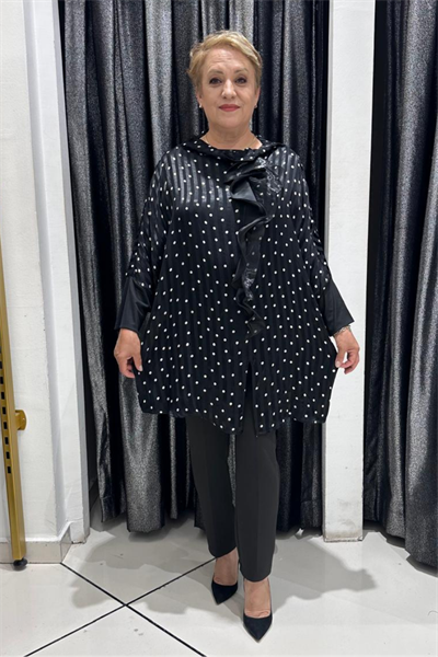 Selma Büyük Beden Volan Detaylı Saten Bluz