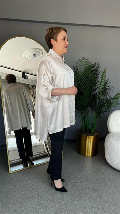 Selma Büyük Beden Yapıştırma Taş Detaylı Gömlek