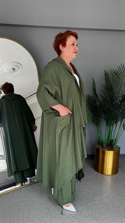 Selma Büyük Beden Yapıştırma Taş Detaylı Takım