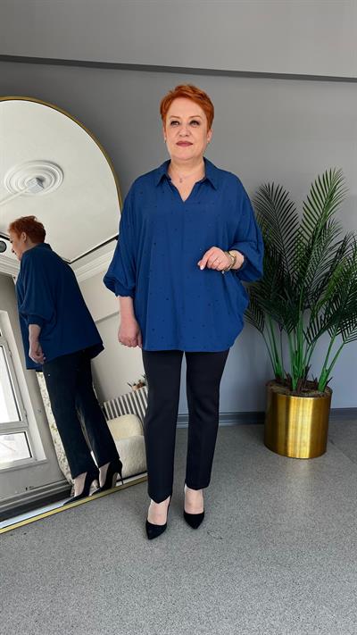 Selma Büyük Beden Yapıştırma Taşlı Bluz