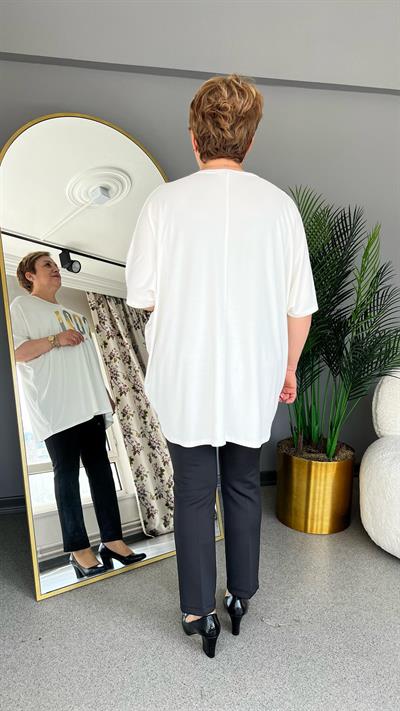 Selma Büyük Beden Yazı İşlemeli Bluz