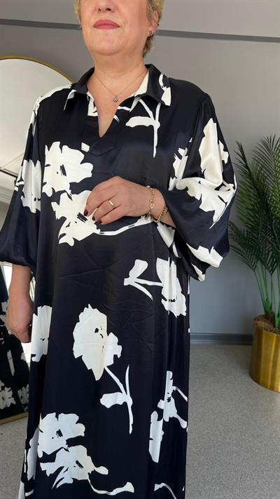 Selma Büyük Beden Zarif Çiçek Desenli  Elbise