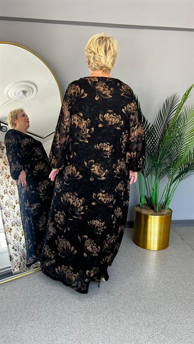 Selma Büyük Beden Zarif Çiçek İşlemeli Elbise