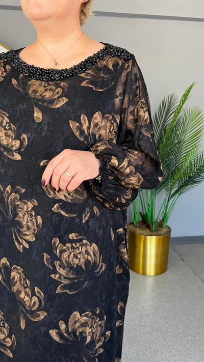 Selma Büyük Beden Zarif Çiçek İşlemeli Elbise