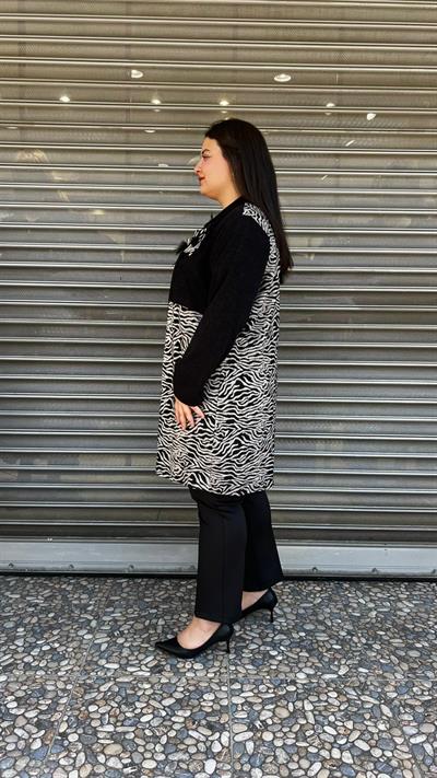 Selma Büyük Beden Zebra Desenli İçli Dışlı Takım