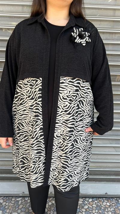 Selma Büyük Beden Zebra Desenli İçli Dışlı Takım