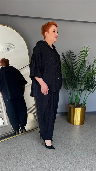 Selma Büyük Beden Taşlı Tasarım Takım