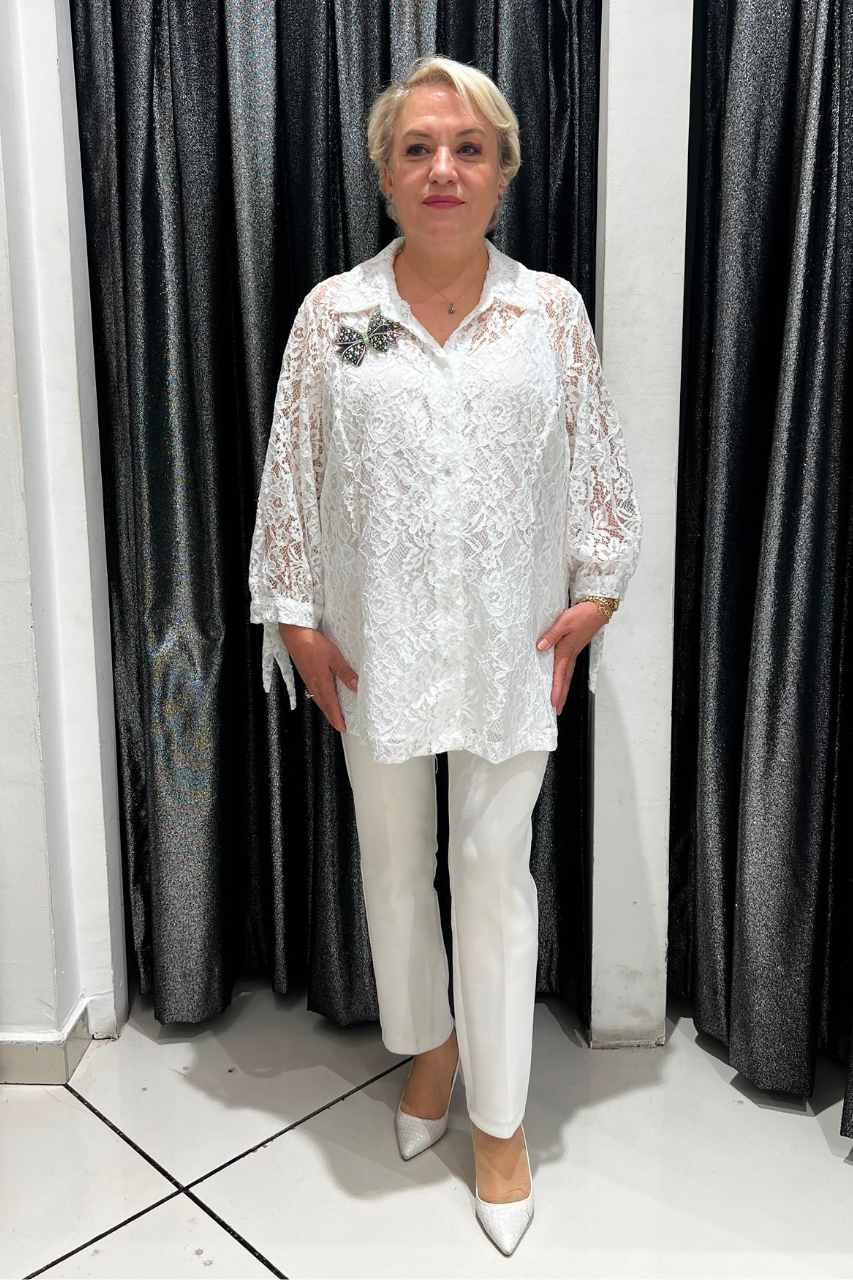 Selma Büyük Beden Askılı İçlikli Beyaz Güpür Ceket