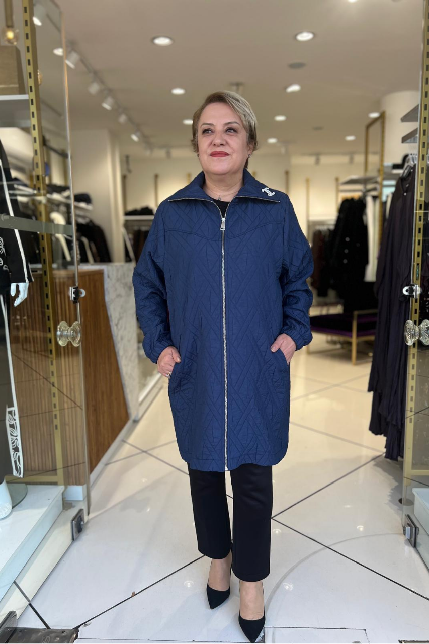 Selma Büyük Beden Cepli ve Broş Detaylı Siyah Uzun Kap
