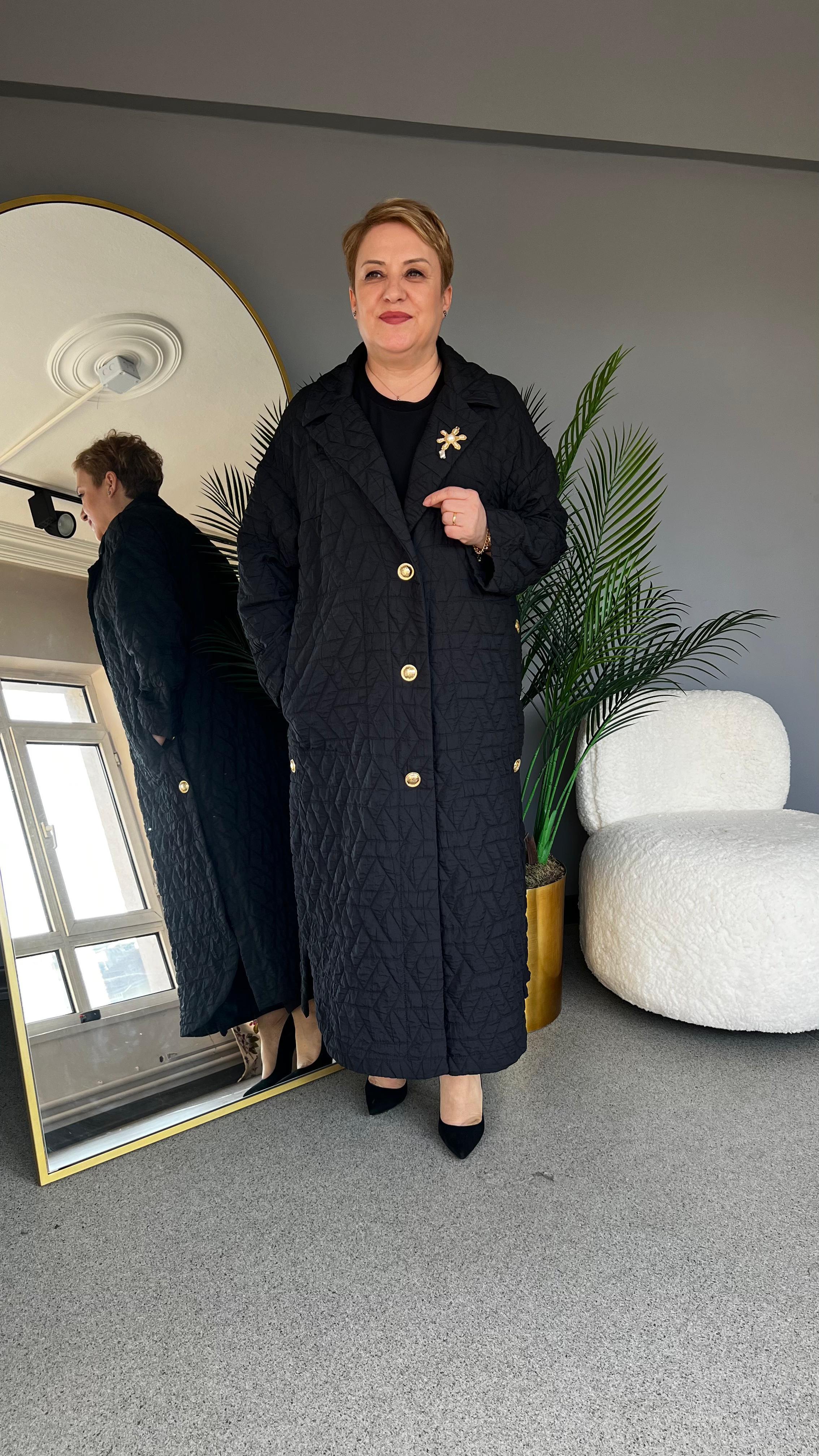 Selma Büyük Beden Çiçek Broşlu Pardesü