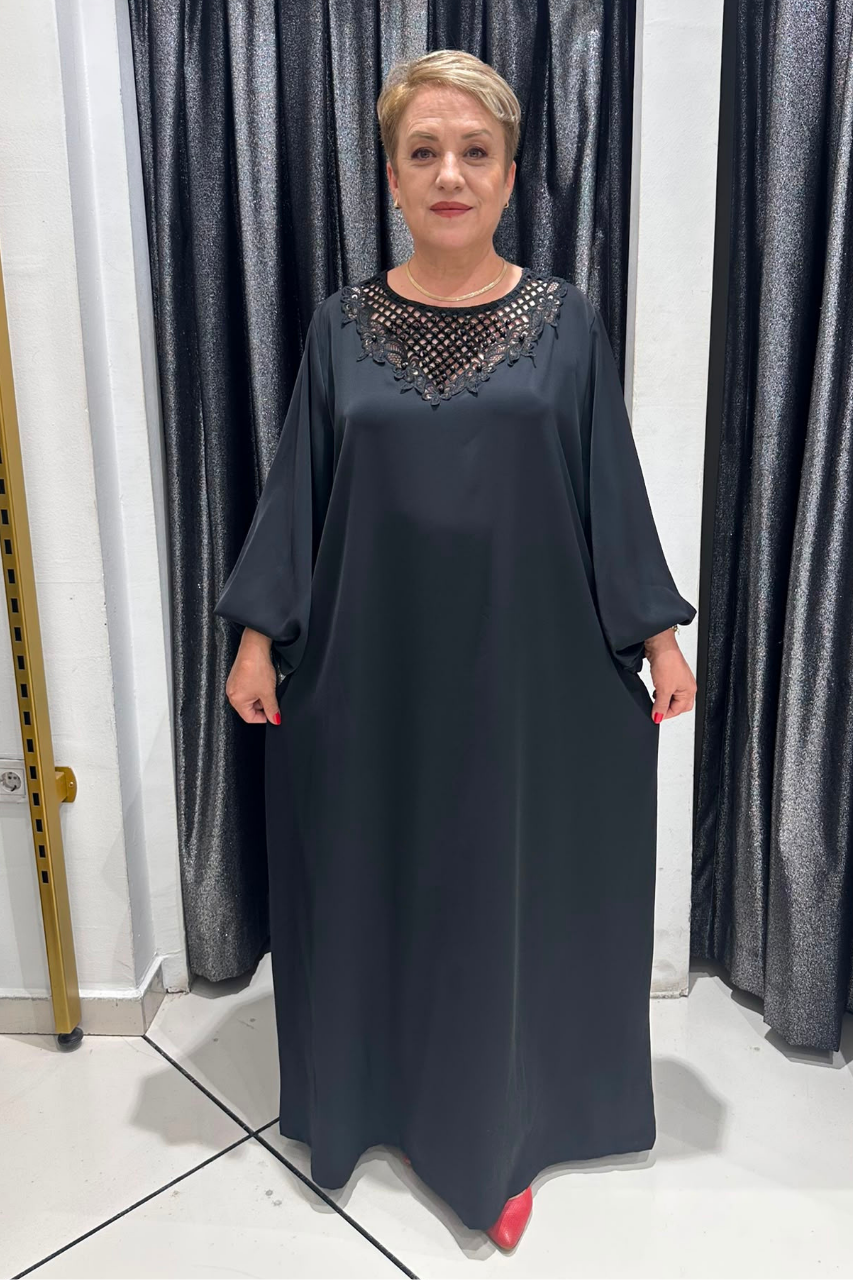 Selma Büyük Beden Dekoratif Yaka Detaylı Krep Elbise