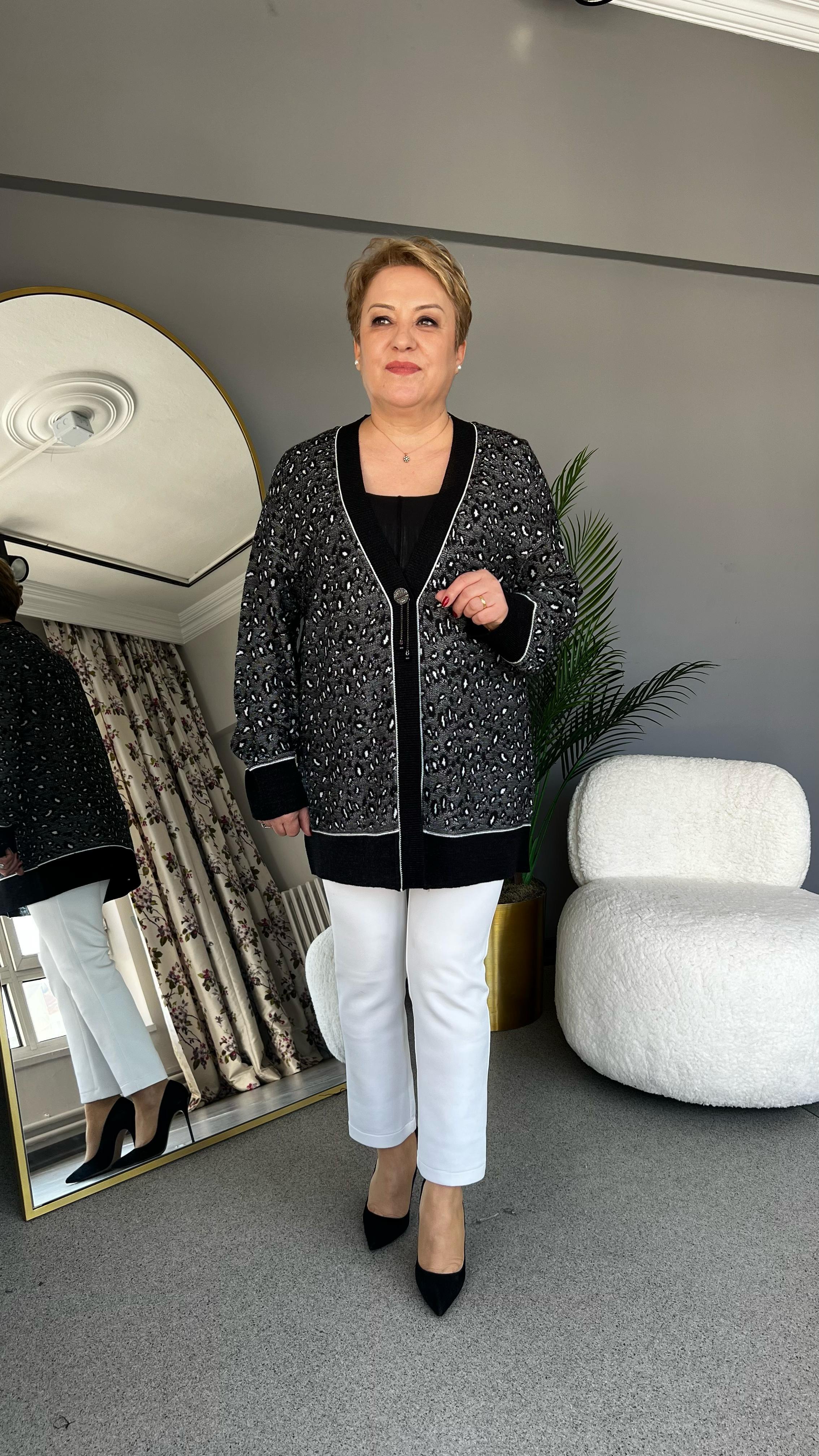 Selma Büyük Beden Hırka