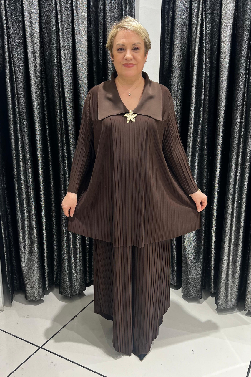 Selma Büyük Beden Şık Alt Üst Pileli Takım