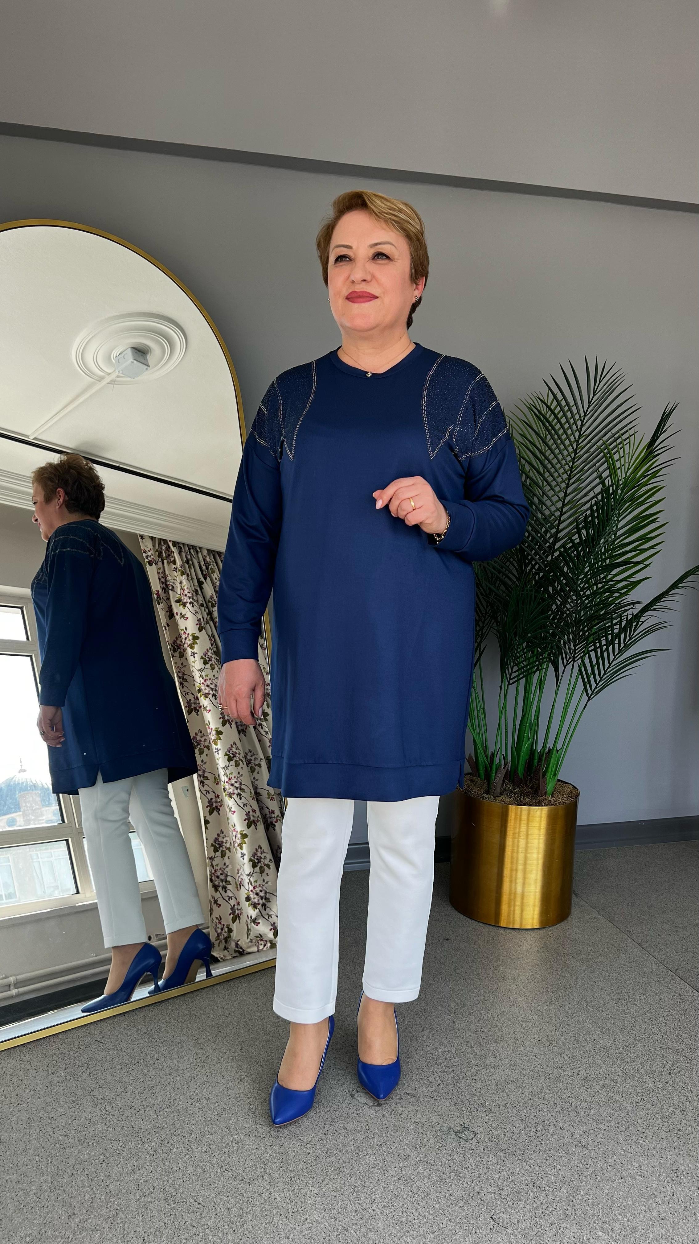 Selma Büyük Beden Taş İşlemeli Tunik