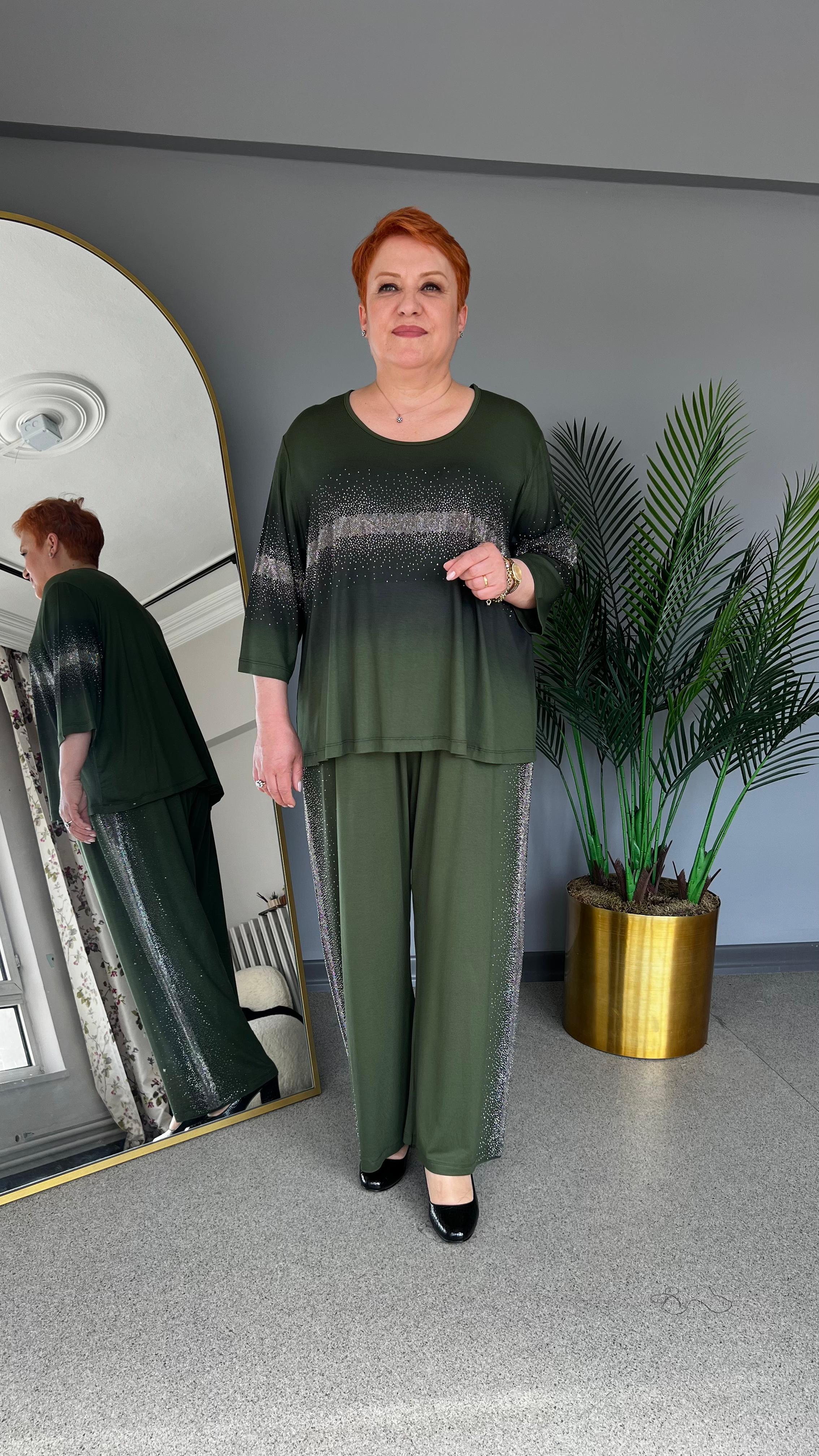 Selma Büyük Beden Taşlı Takım