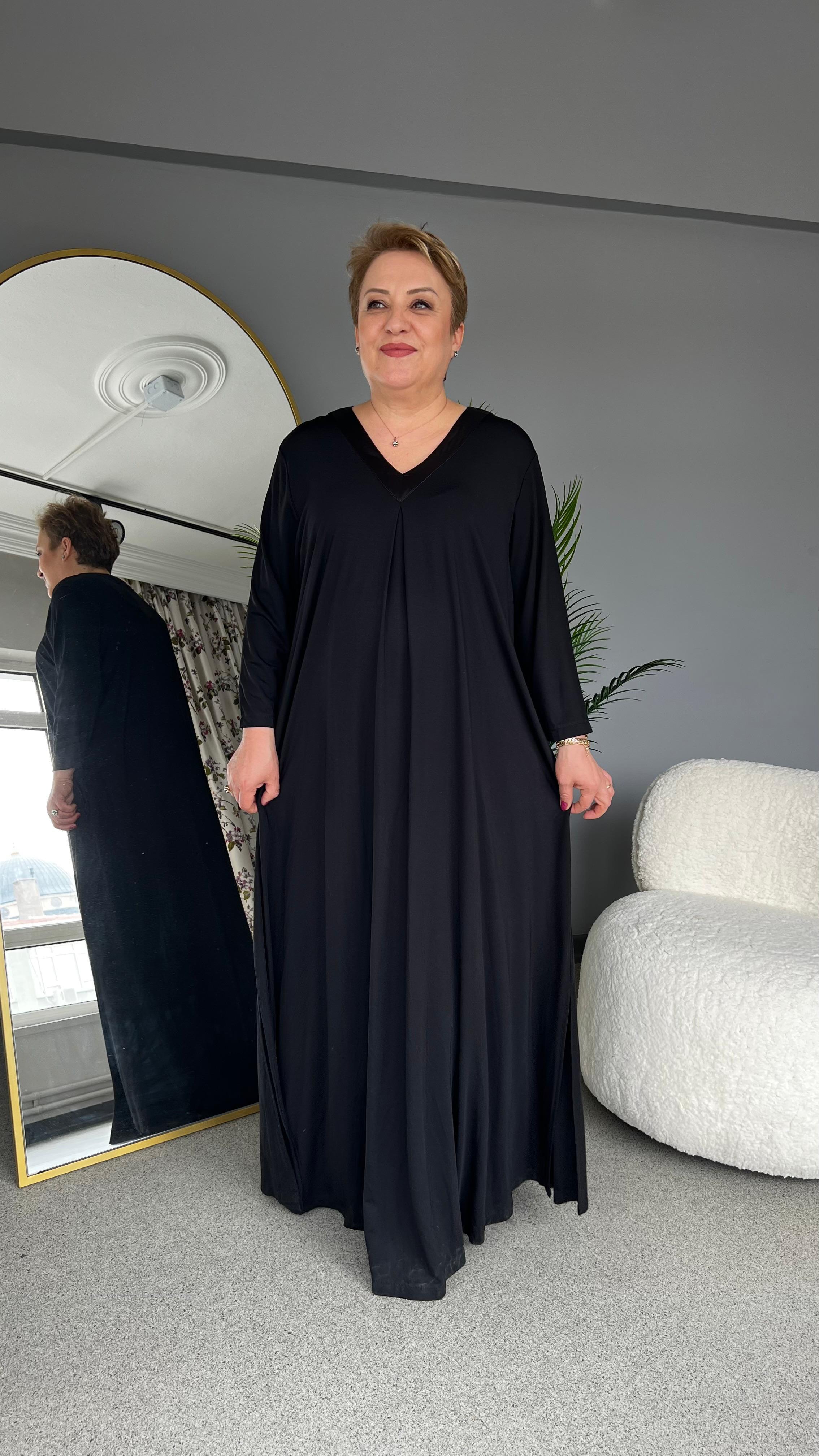 Selma Büyük Beden V Yakalı Elbise