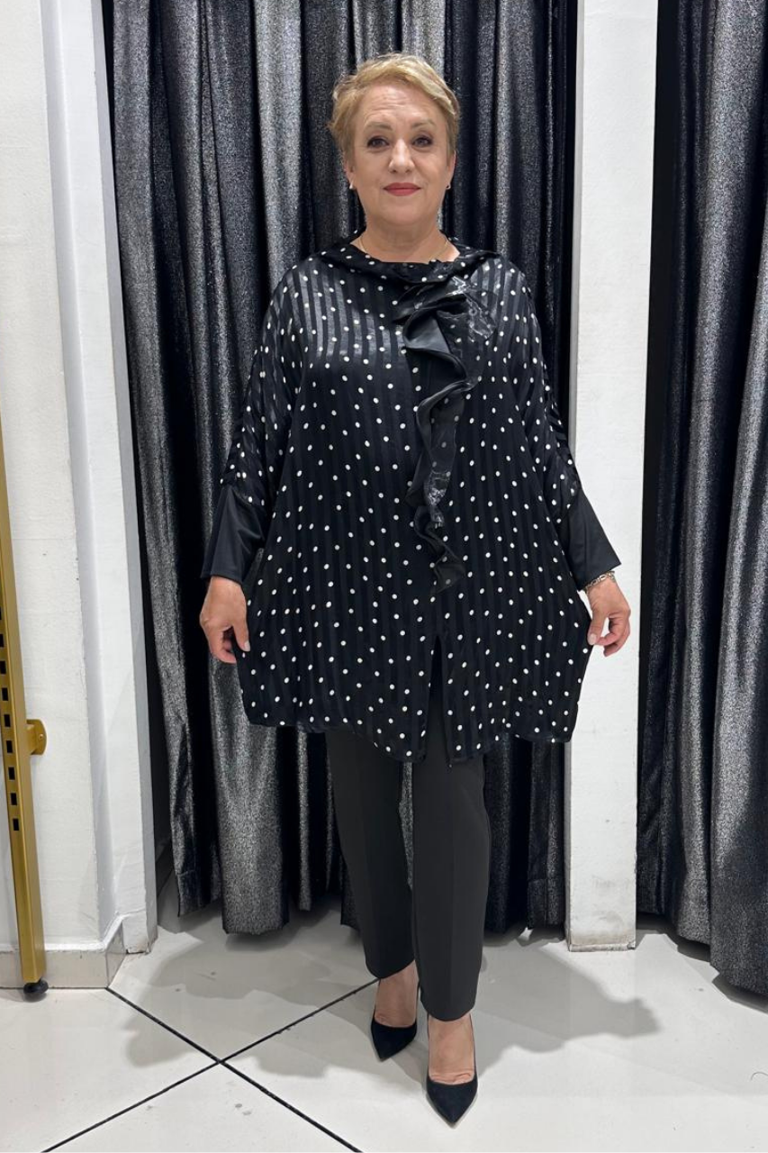Selma Büyük Beden Volan Detaylı Saten Bluz