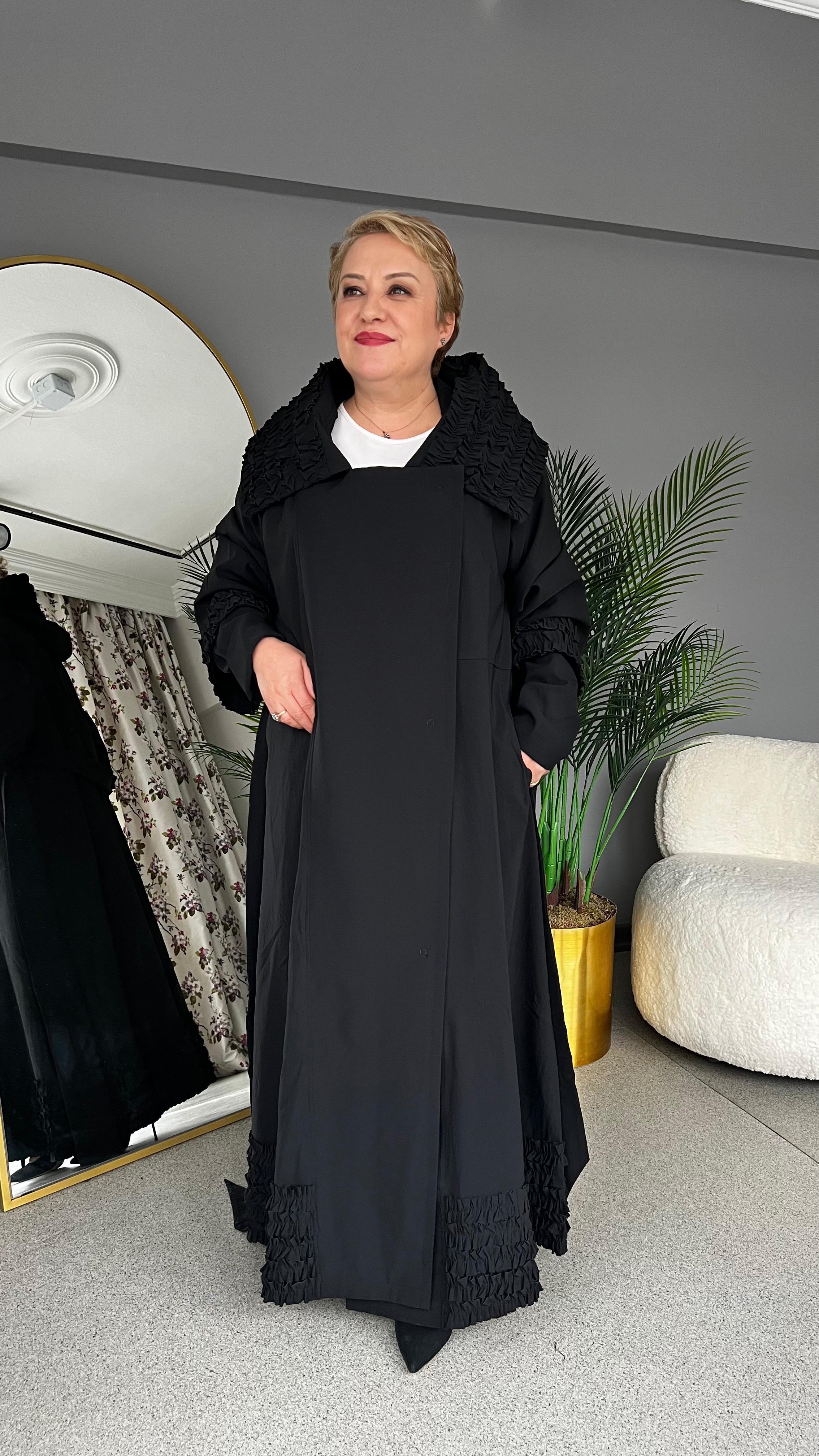 Selma Büyük Beden Zarif İşlemeli Kap