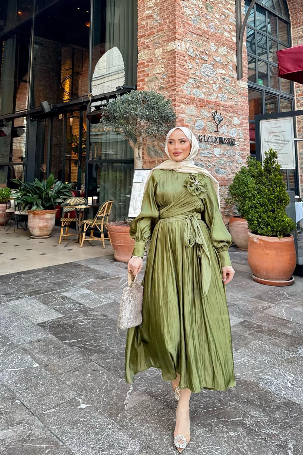 HELEN ETEKLİ TAKIM 
