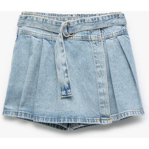 shorts-9b2fbb.jpg