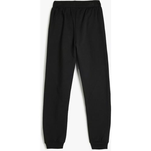 sweat-bottoms-39857e.jpg
