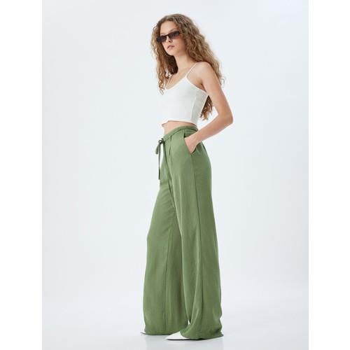trousers-10682f.jpg