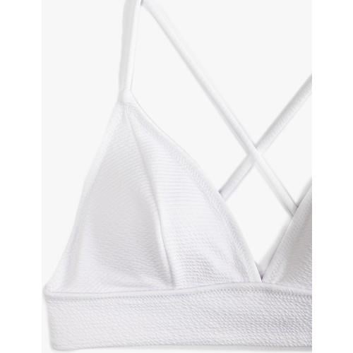 bikini-top-1d630d.jpg