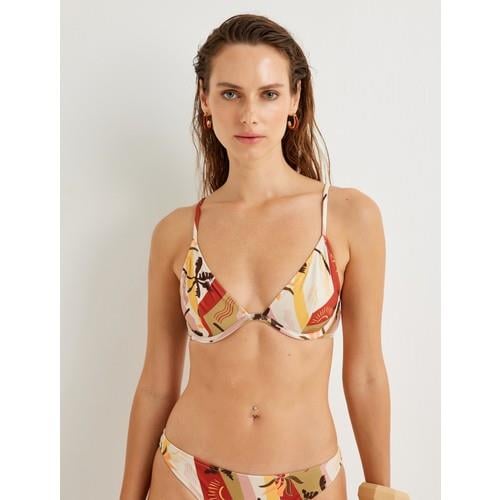 bikini-top-906575.jpg