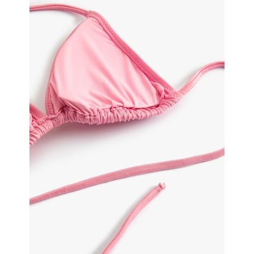 bikini-top-d8e5bb.jpg