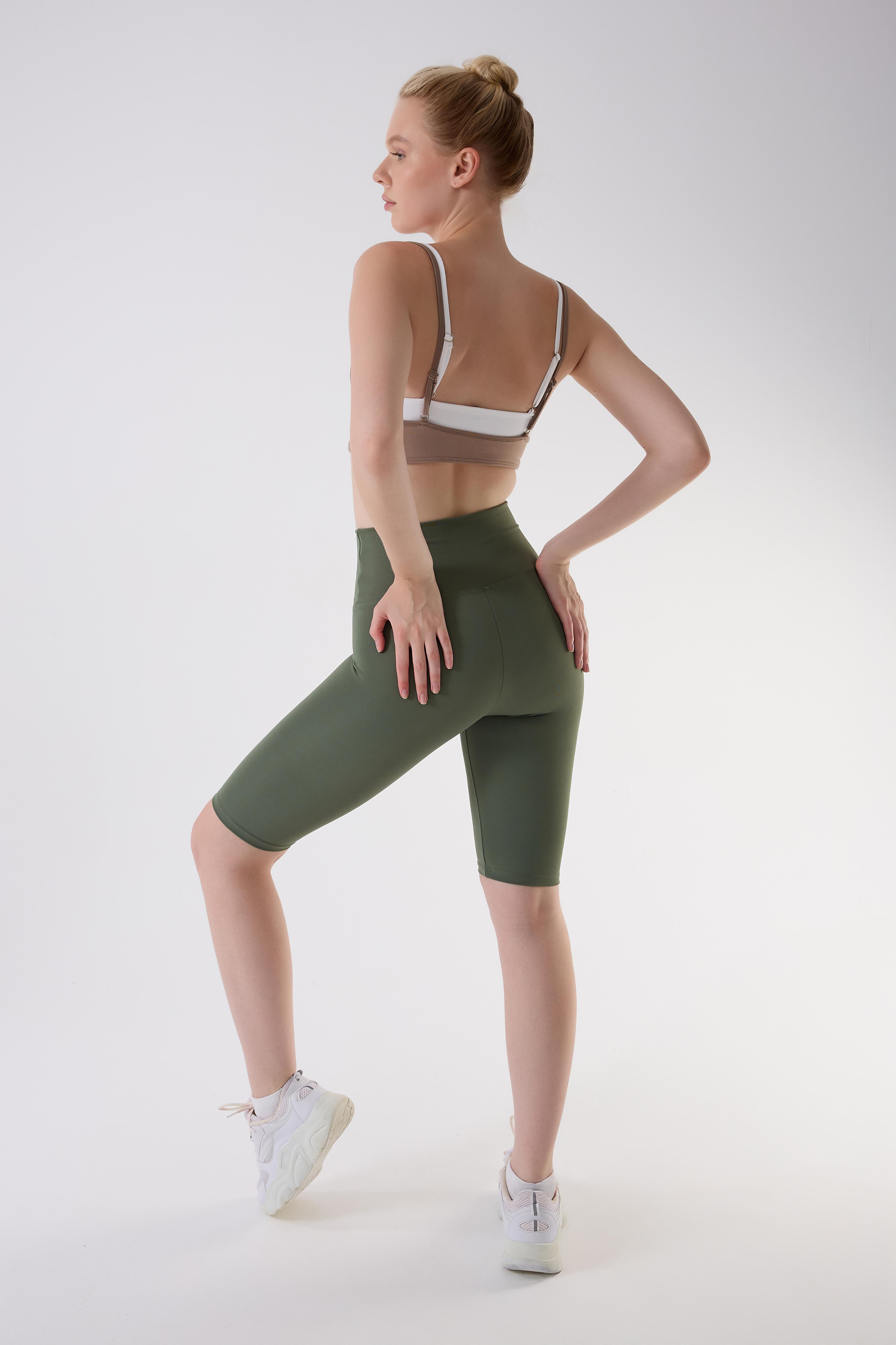 İmaj 705 Yeşil Renk Ekstra Yumuşak Dokulu, Toparlayıcı ve Esnek Etkili Normal Bel Tayt