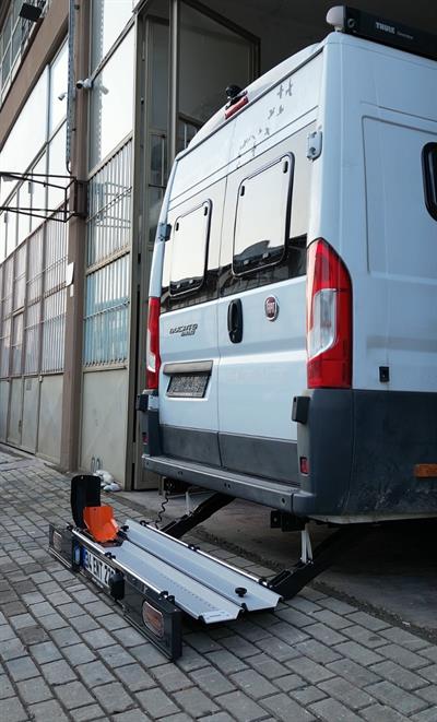 ELEKTRİKLİ VE LİFTLİ MOTOR TAŞIYICI