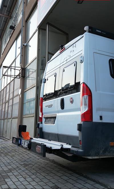 ELEKTRİKLİ VE LİFTLİ MOTOR TAŞIYICI