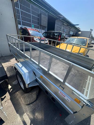 YÜK RÖMORKU 120*250
