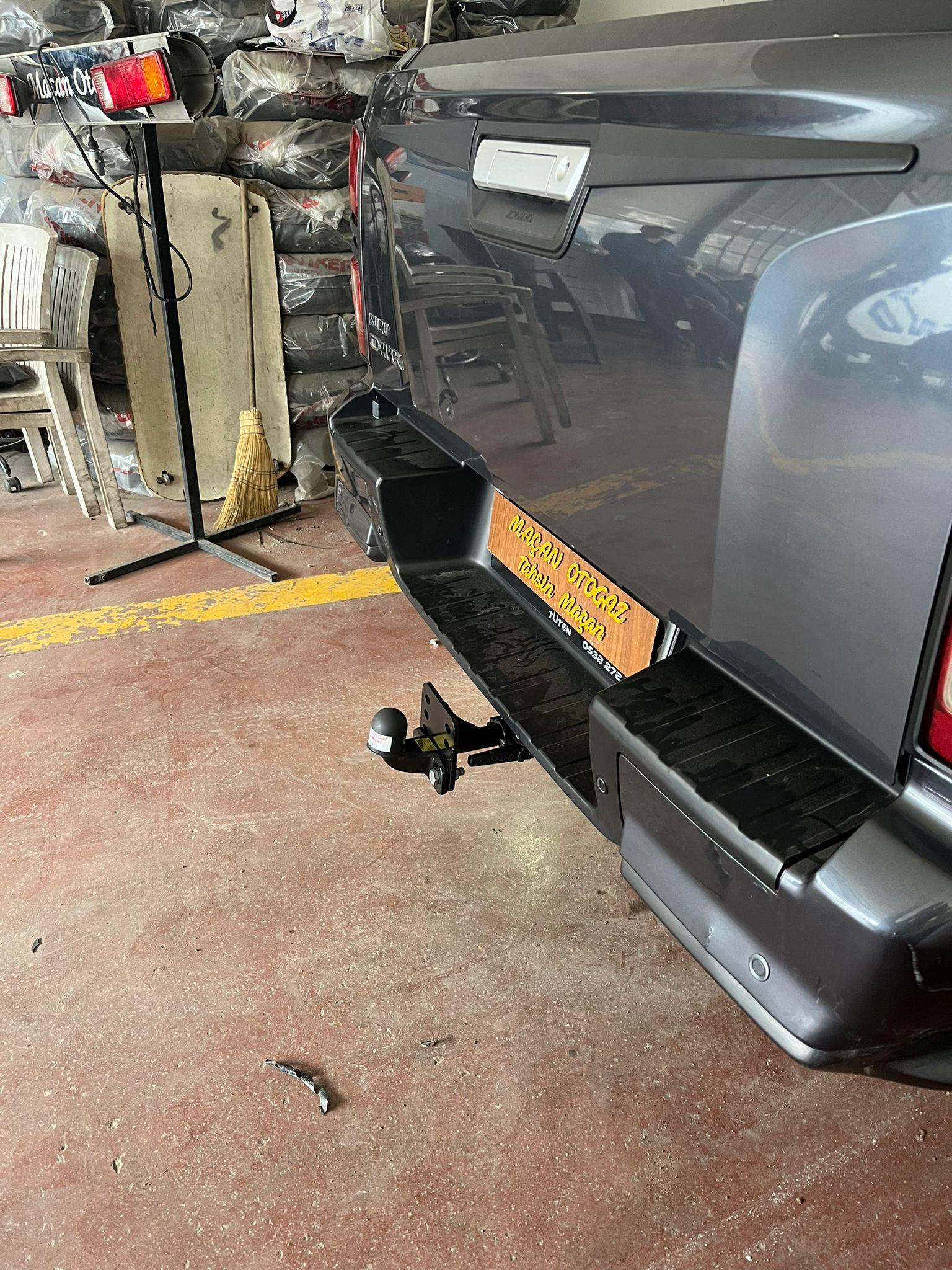 FLANSLI  ISUZU D-MAX 2020 üstüİSUZU D-MAX 2020 üstü ÇEKİDEMİRİD-MAXUMBRA RIMORCHIFLANSLI  ISUZU D-MAX 2020 üstü