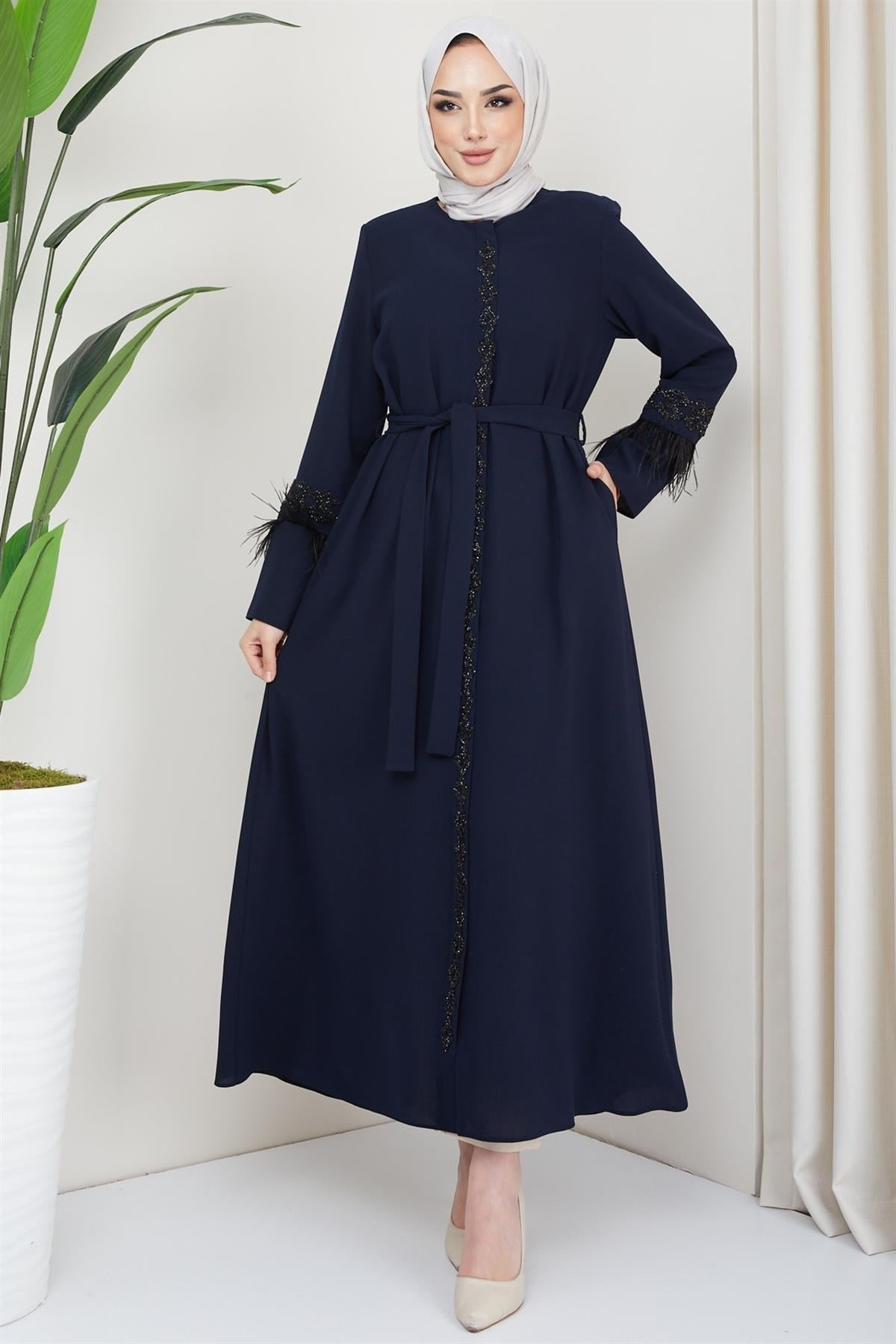 Tüy Detaylı Kuşaklı Ferace Lacivert SS2058